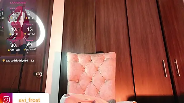 Snapshot of avi_frost chatting on September 13, 2025, 7:52 am avi frost online show from September 13, 2025, 7:52 am