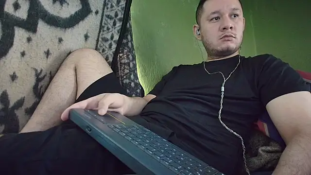 sweet cock28 online show from October 15, 2025, 3:34 pm
