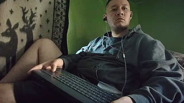 sweet cock28 online show from March 8, 2026, 2:10 pm