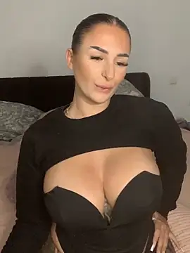 Mia-Bremer online show from September 12, 2025, 10:15 am