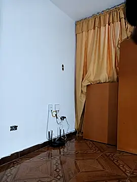 Amber Etan online show from March 5, 2026, 2:13 pm