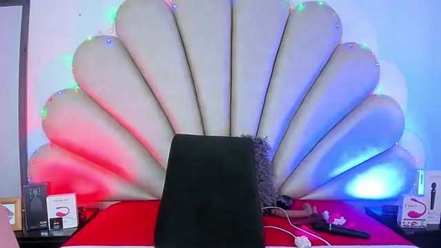 Snapshot of Natasha__Blue chatting on March 4, 2025, 8:16 pm Natasha Blue online show from March 4, 2025, 8:16 pm