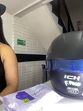 Snapshot of Natasha__Blue chatting on September 20, 2025, 7:15 pm Natasha Blue online show from September 20, 2025, 7:15 pm