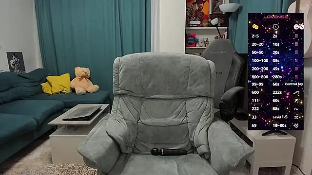 Snapshot of Katniss_K chatting on February 24, 2025, 4:49 am Katniss K online show from February 24, 2025, 4:49 am