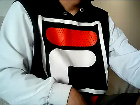 axeldaviid online show from February 25, 2025, 4:10 pm