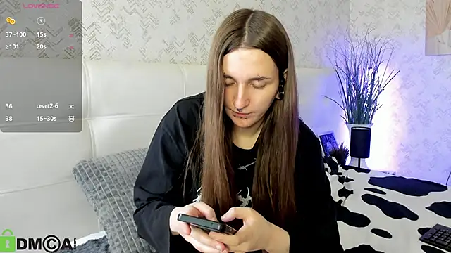Pink diablo online show from October 12, 2025, 1:37 am