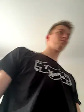 Toyjungee online show from October 3, 2025, 1:19 pm