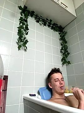 Toyjungee online show from October 6, 2025, 10:02 am