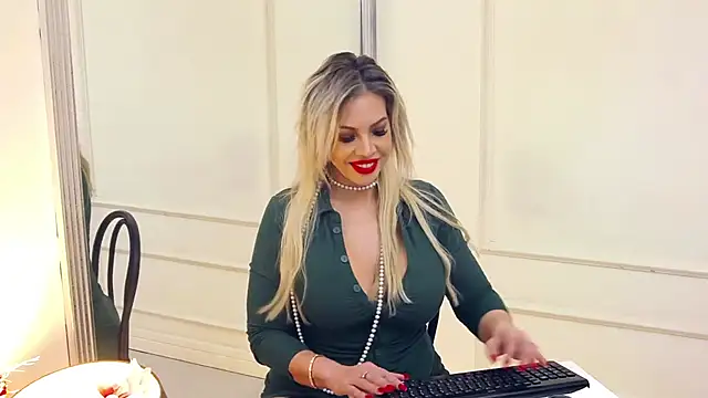 SashaAllford online show from December 29, 2024, 3:44 am