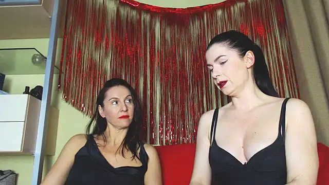 Snapshot of BDSMStars chatting on December 23, 2024, 3:55 pm BDSMStars online show from December 23, 2024, 3:55 pm