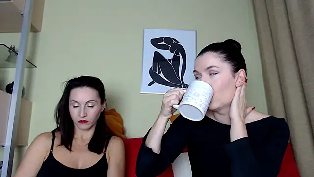 Snapshot of BDSMStars chatting on October 14, 2025, 8:59 am BDSMStars online show from October 14, 2025, 8:59 am