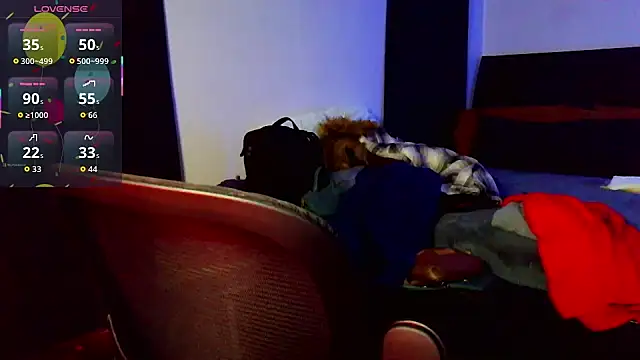 kimmiakiss22 online show from November 13, 2025, 12:09 am