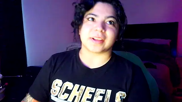 kimmiakiss22 online show from November 29, 2025, 10:02 pm