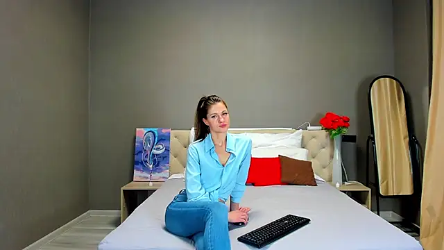 Katerina Ray online show from December 4, 2024, 11:19 am