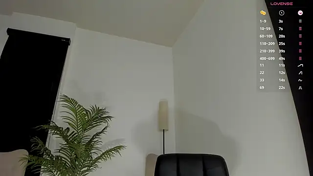 KendallRiseX online show from February 12, 2025, 12:12 pm