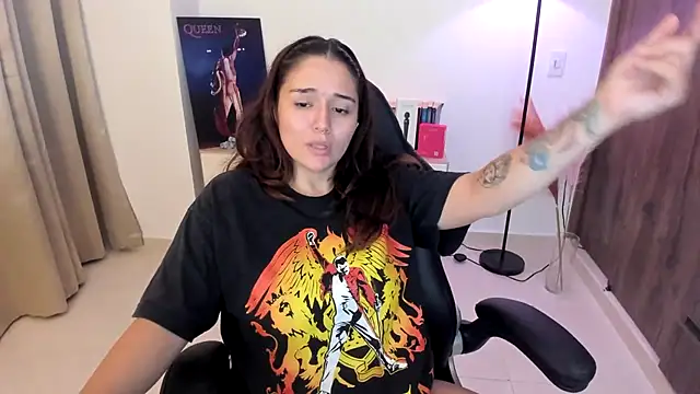 Snapshot of samantha_cherry chatting on January 6, 2026, 3:27 pm samantha cherry online show from January 6, 2026, 3:27 pm