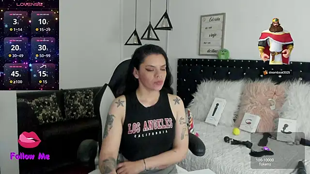 Snapshot of natasha_logan_ chatting on February 28, 2025, 1:14 pm natasha logan online show from February 28, 2025, 1:14 pm