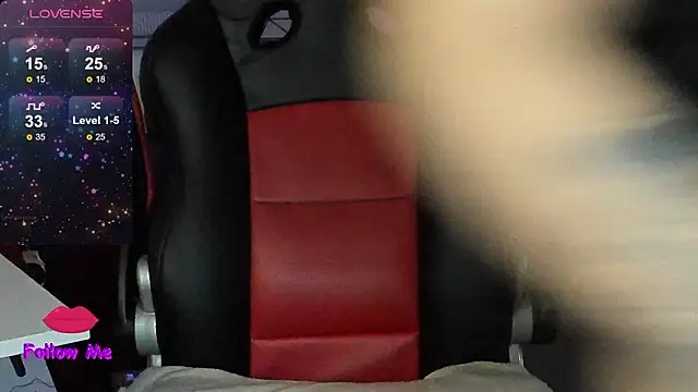 natasha logan  online show from February 13, 2026, 4:08 am