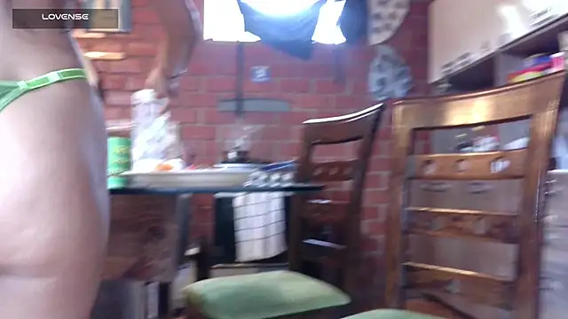 mini kunis online show from March 15, 2025, 2:45 pm