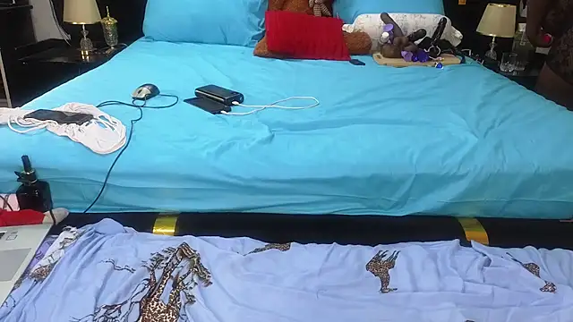 Snapshot of Sexy_sharntel chatting on March 9, 2025, 8:29 am Sexy sharntel online show from March 9, 2025, 8:29 am