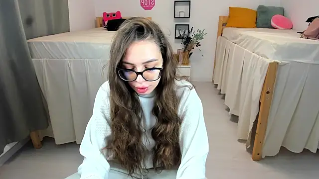 18perfecttits online show from October 4, 2025, 4:54 am