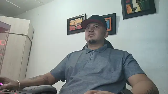 myke andrade online show from November 1, 2025, 4:47 am