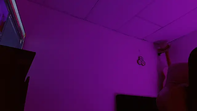 Dakota bumm online show from November 17, 2025, 8:25 pm