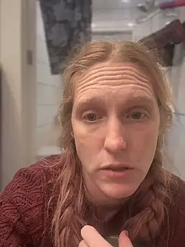 GoldenFlameGoddess online show from February 23, 2025, 4:50 am