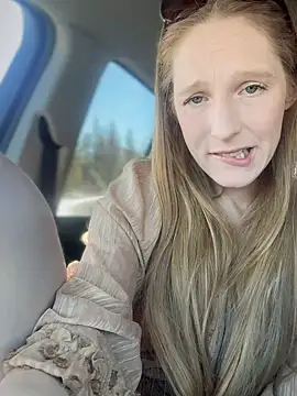 GoldenFlameGoddess online show from March 7, 2025, 7:05 pm