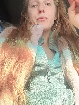 GoldenFlameGoddess online show from March 9, 2025, 7:05 pm