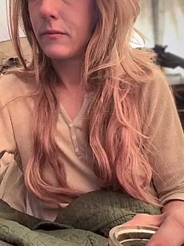 GoldenFlameGoddess online show from September 24, 2025, 3:15 pm