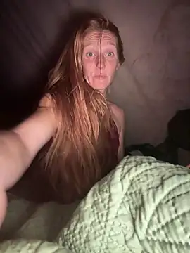 GoldenFlameGoddess online show from November 4, 2025, 1:38 am