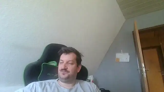 Golffahrer1982 online show from September 13, 2025, 10:15 am