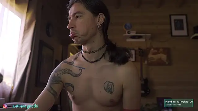 Snapshot of Antinoo_Gnothi chatting on November 17, 2025, 2:01 pm Antinoo Gnothi online show from November 17, 2025, 2:01 pm