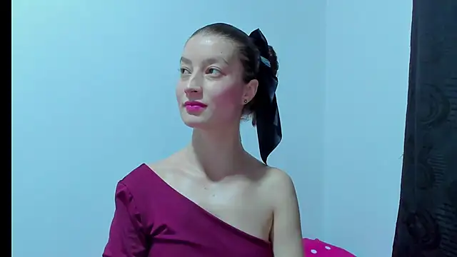 MiiaVolkova online show from October 3, 2025, 11:13 pm