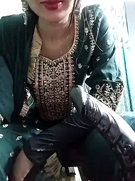 Noor Darliing online show from February 4, 2025, 9:10 pm