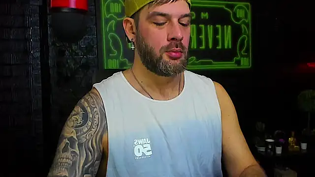 LexXHardy online show from November 15, 2025, 8:00 am