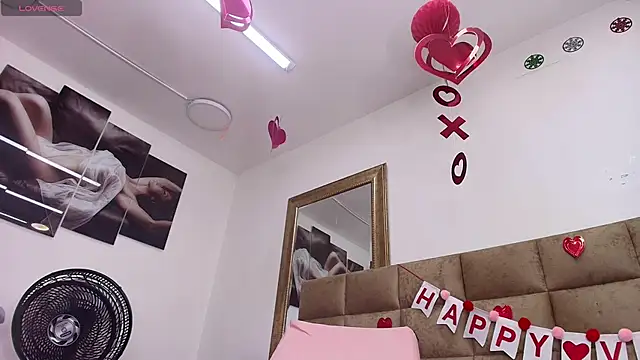  sex mia online show from February 12, 2025, 7:24 pm