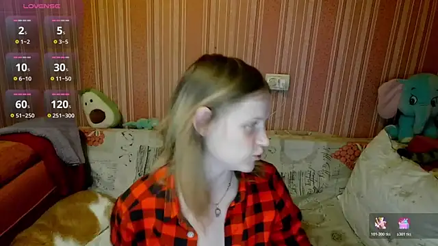 Snapshot of Kathlyn__Heath chatting on April 16, 2026, 9:39 pm Kathlyn Heath online show from April 16, 2026, 9:39 pm