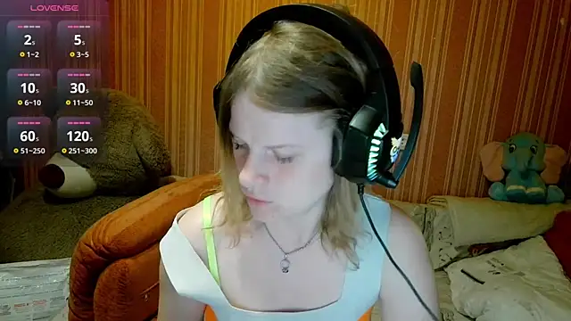 Snapshot of Kathlyn__Heath chatting on May 6, 2026, 6:35 pm Kathlyn Heath online show from May 6, 2026, 6:35 pm