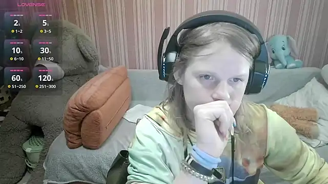 Snapshot of Kathlyn__Heath chatting on May 18, 2026, 5:41 pm Kathlyn Heath online show from May 18, 2026, 5:41 pm