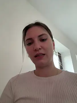 secretcrazy69 online show from February 3, 2025, 3:38 pm