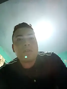 Snapshot of Diego_leon27 chatting on December 30, 2024, 11:17 pm Diego leon27 online show from December 30, 2024, 11:17 pm