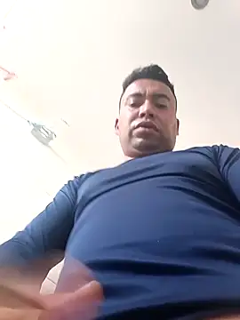 Snapshot of Diego_leon27 chatting on January 23, 2025, 8:45 pm Diego leon27 online show from January 23, 2025, 8:45 pm