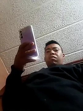 Snapshot of Diego_leon27 chatting on September 10, 2025, 2:55 am Diego leon27 online show from September 10, 2025, 2:55 am