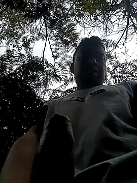 Snapshot of Diego_leon27 chatting on November 16, 2025, 4:34 pm Diego leon27 online show from November 16, 2025, 4:34 pm