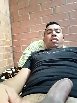 Diego leon27 online show from April 8, 2026, 3:17 am