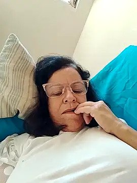 mariy522 online show from April 13, 2026, 11:37 am