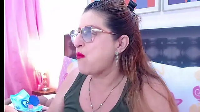 sandra 20 online show from December 22, 2025, 10:45 am