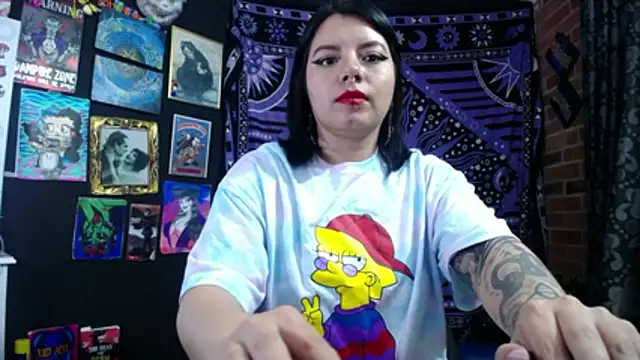 Yourmadame P online show from November 13, 2025, 12:20 am